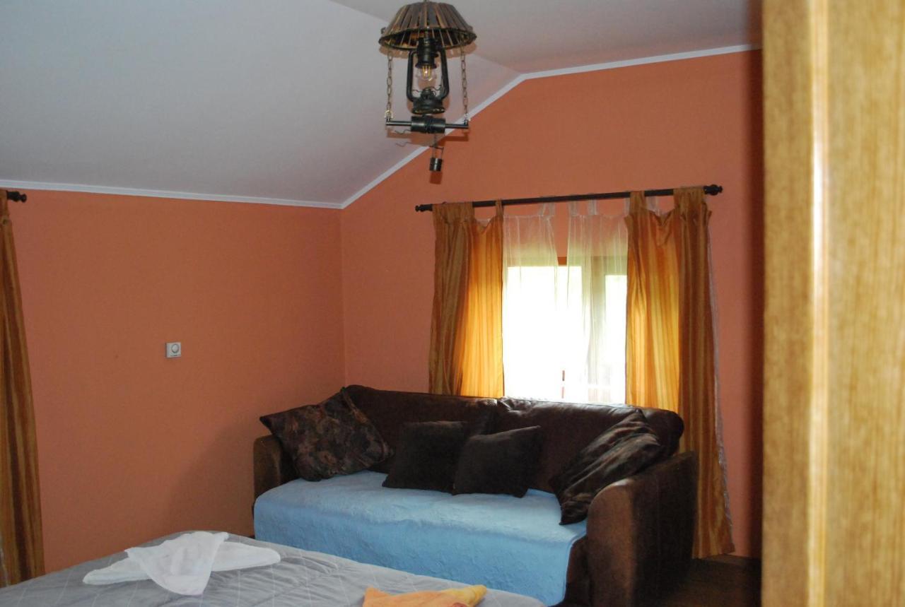 Vila Magnolia Curtea de Argeş Exterior foto