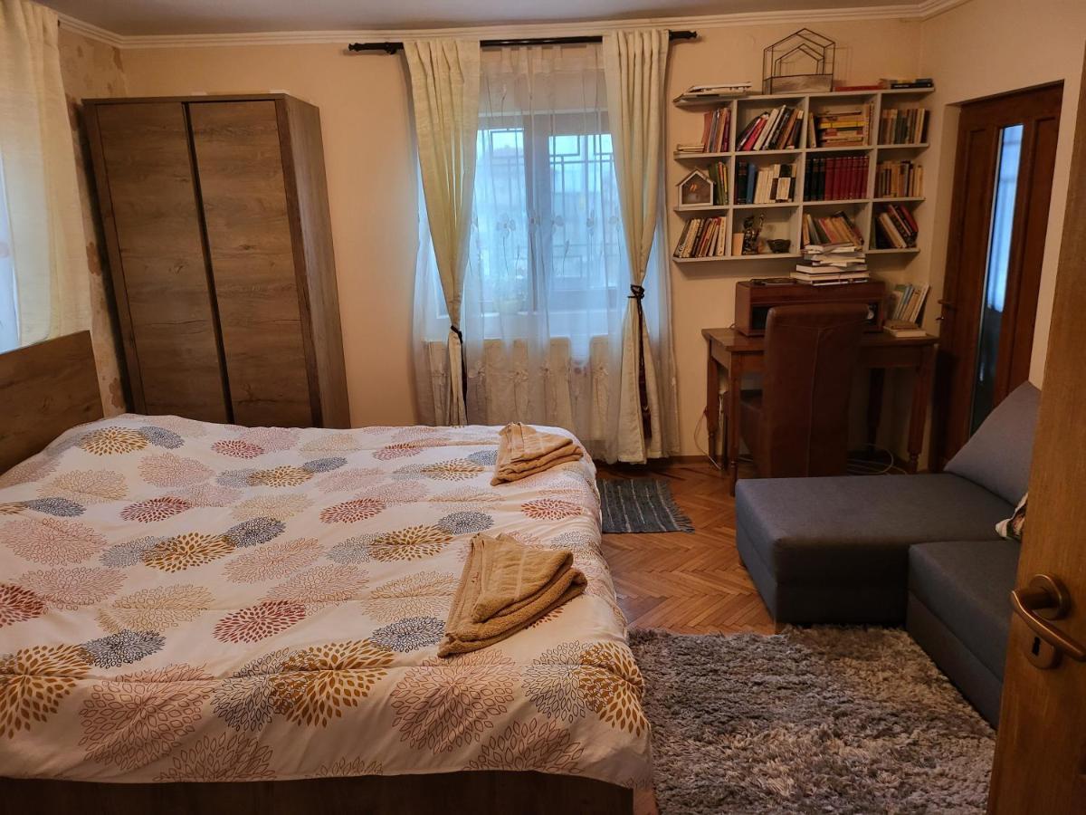 Vila Magnolia Curtea de Argeş Exterior foto