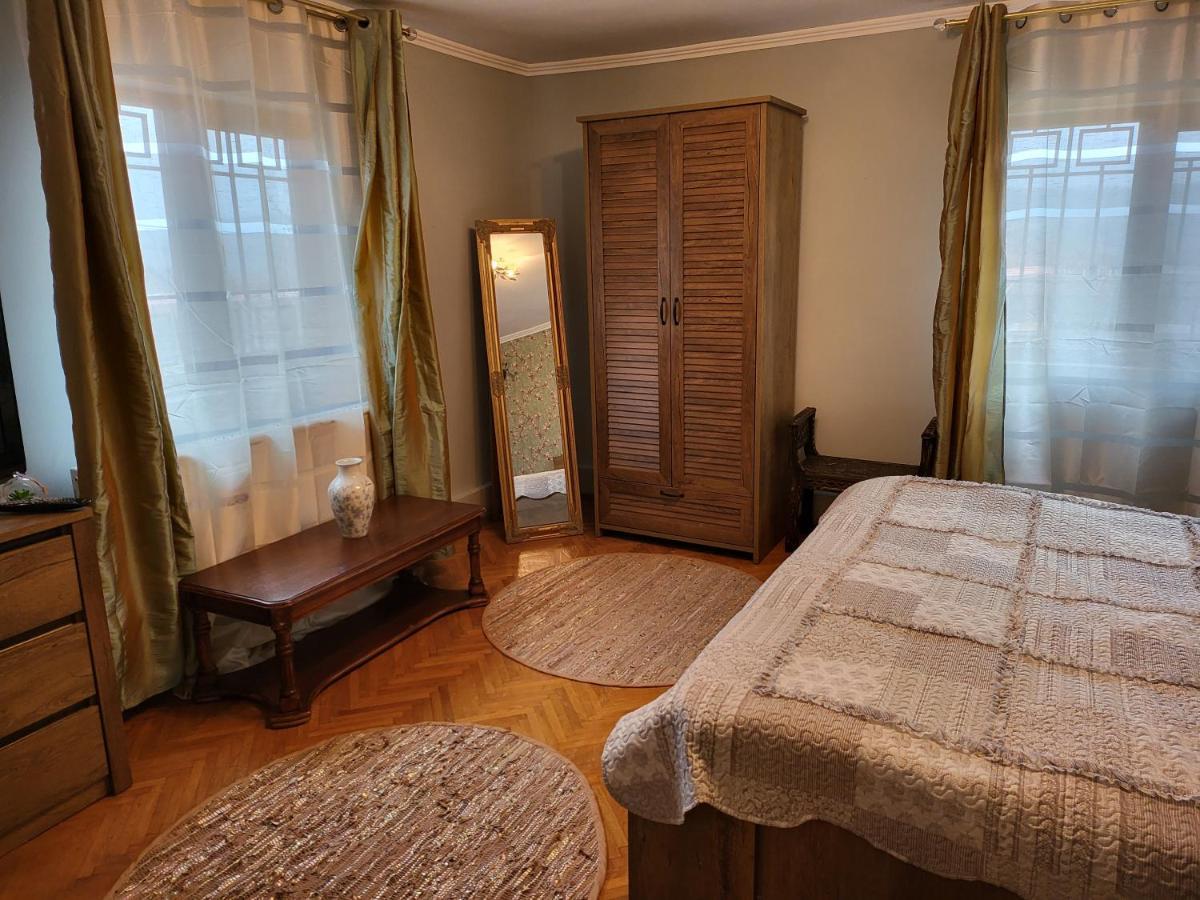 Vila Magnolia Curtea de Argeş Exterior foto