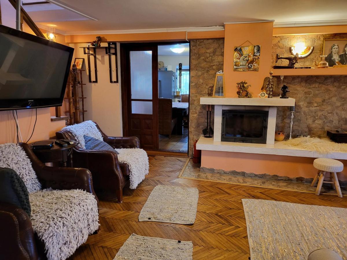 Vila Magnolia Curtea de Argeş Exterior foto
