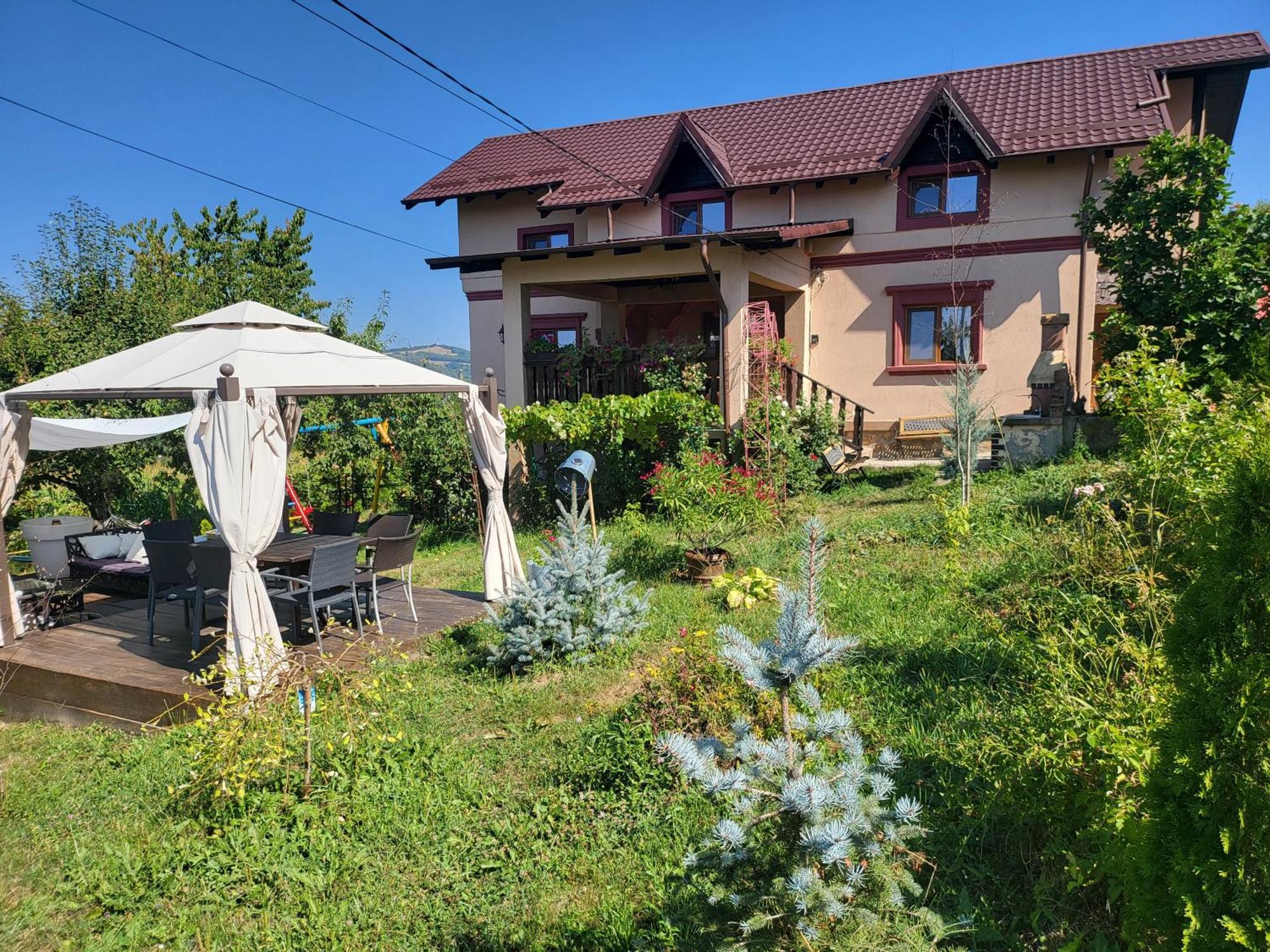 Vila Magnolia Curtea de Argeş Exterior foto